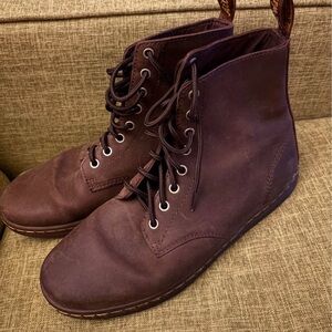 Men’s Dr. Martens Brown Leather Boots size 10